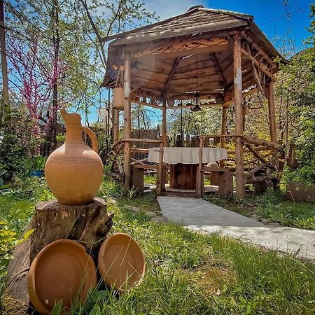 Guest House "Svaneti" Lentekhi Exterior foto