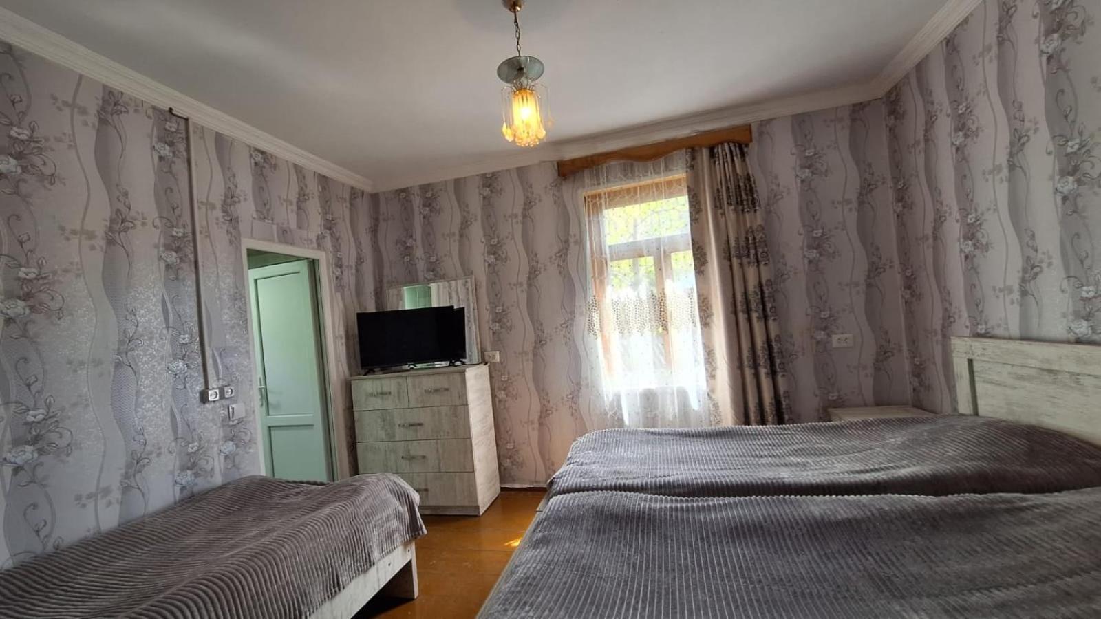 Guest House "Svaneti" Lentekhi Exterior foto