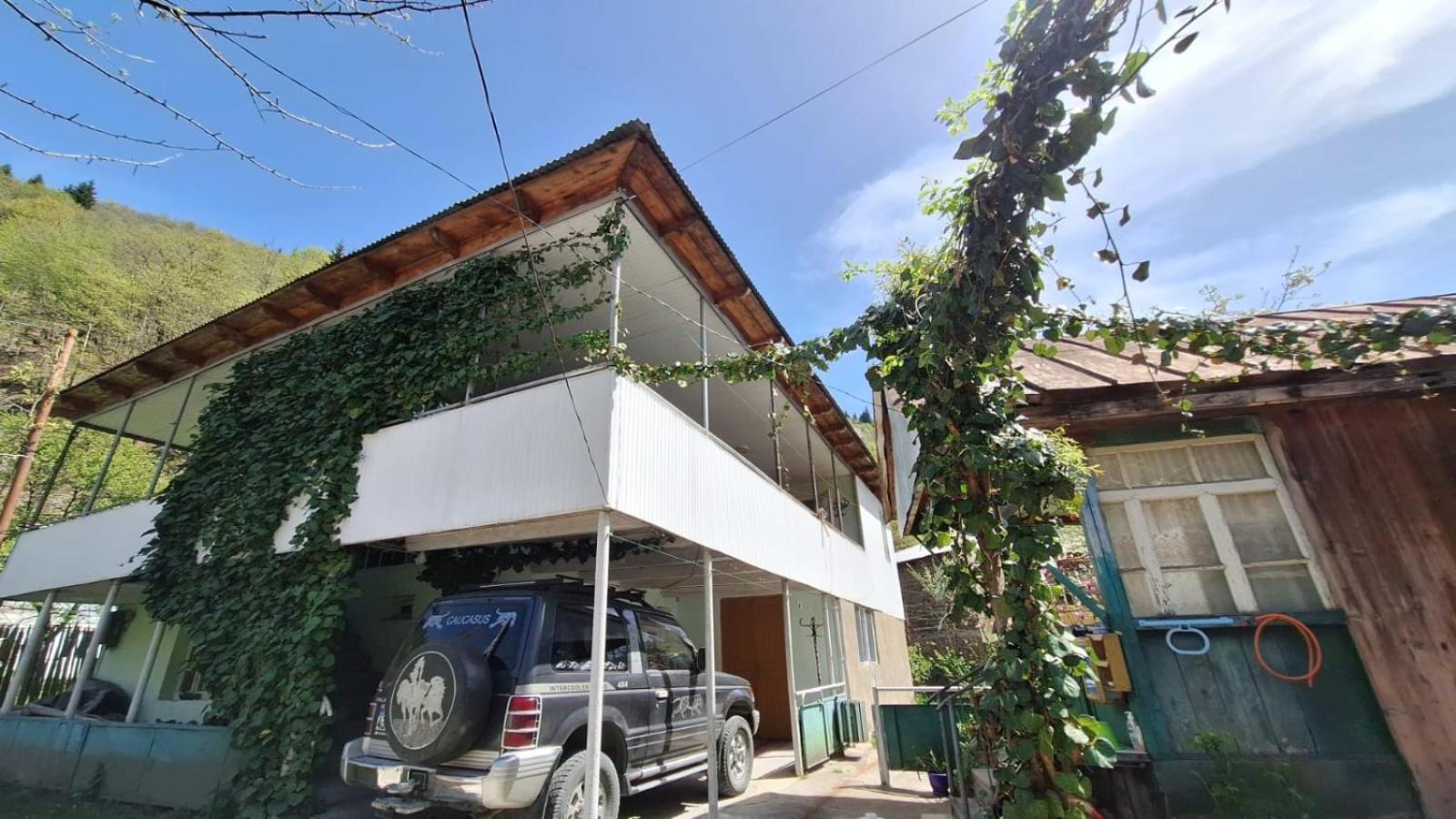 Guest House "Svaneti" Lentekhi Exterior foto