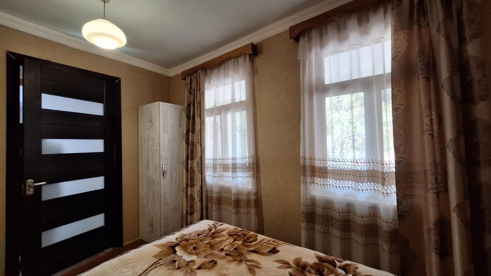 Guest House "Svaneti" Lentekhi Exterior foto